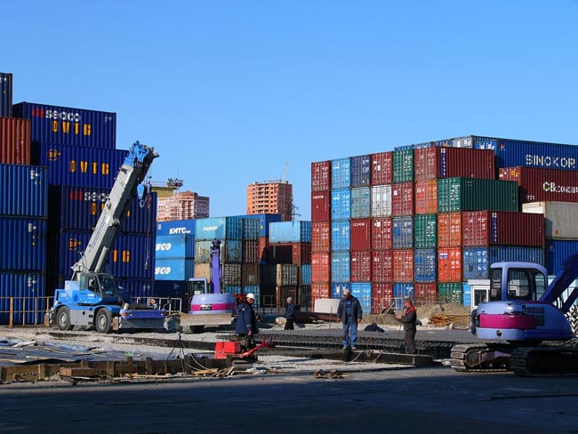 vladivostok container terminal